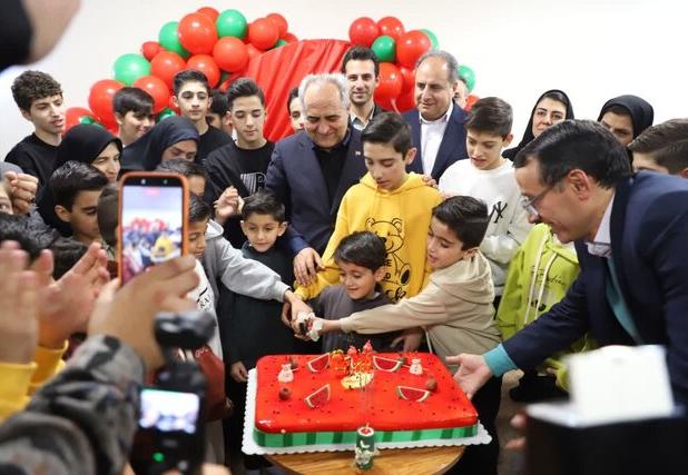 دیدار یلدایی استاندار آذربایجان شرقی با کودکان بدسرپرست