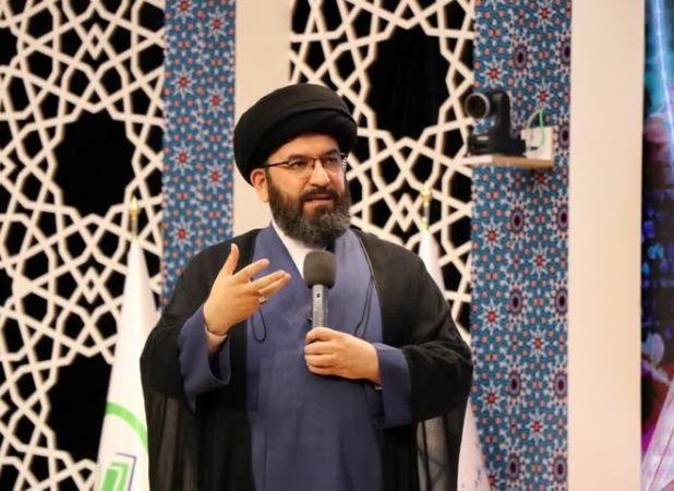 ترویج فرهنگ قرآنی در مراکز علمی سبب تربیت انسان‌های مؤمن ومقاوم می شود