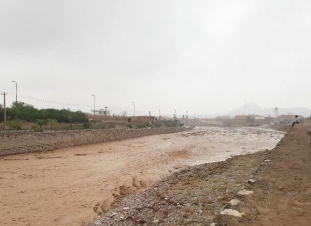 احتمال وقوع سیلاب و آبگرفتگی شدید در مناطق جنوب فارس/ یخبندان در راه است