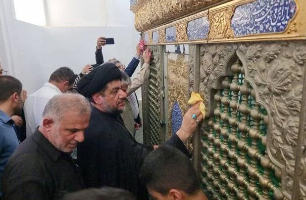 غبارروبی ضریح امامزاده سلیمان بن علی (ع) گناوه