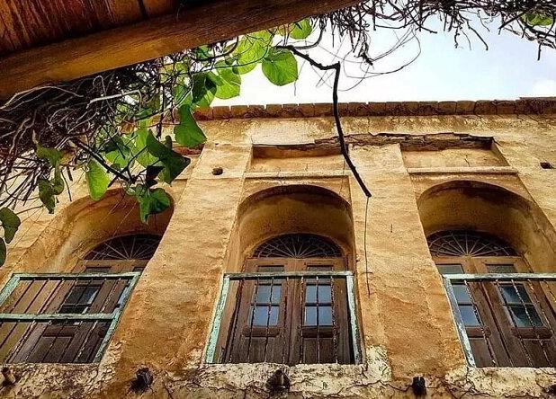 ابراهیمی: مرمت و نگهداری آثار و بافت تاریخی بوشهر در دستور کار است