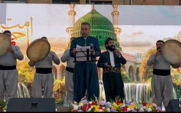 آوای سرودهای آسمانی در جشن امت احمد؛ طنین عشق به پیامبر رحمت در سنندج