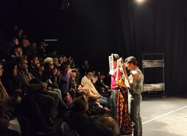 اجرای نمایش‌های هنرمندان کرمانشاه و دهوک در جشنواره تئاتر کردی سقز