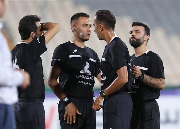 اعلام داوران هفته هفتم لیگ برتر فوتبال/ قضاوت ناظمی و حیدری برای استقلال و پرسپولیس