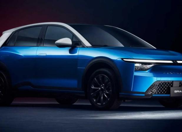 سازنده آیفون خودرو ساخت