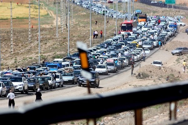 ترافیک سنگین در جاده چالوس و آزادراه کرج-تهران