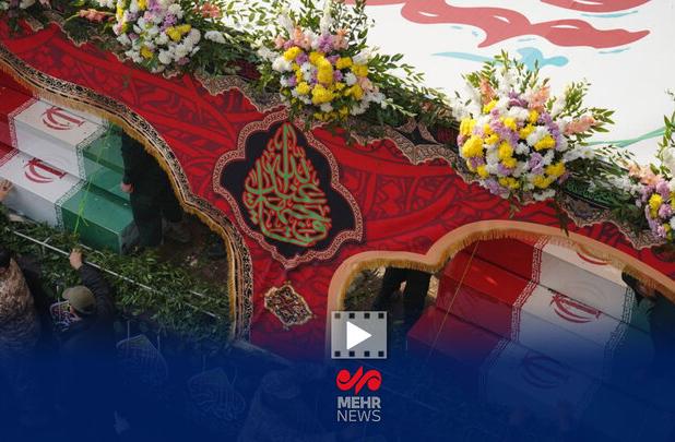 تصاویری تاریخی از حضور مردم در مراسم بدرقه پیکرهای شهدای گمنام