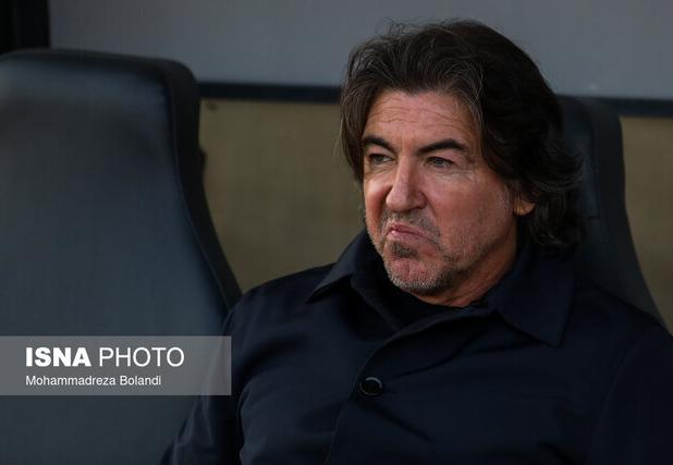 ساپینتو: رفتار آقاسی مرا دیوانه می‌کند/ سخت است که قطار استقلال را متوقف کنند