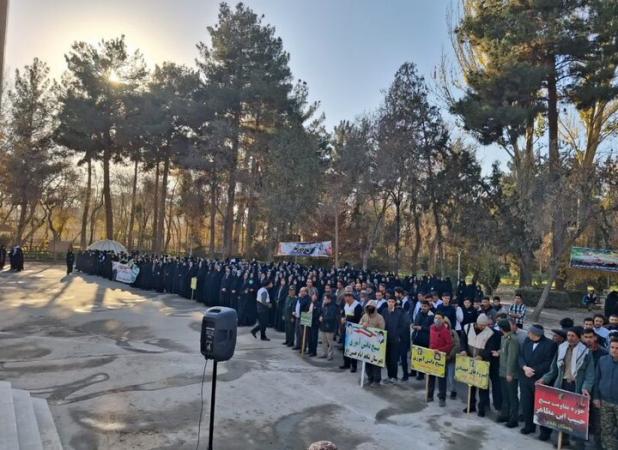 نمایش اقتدار و همبستگی بسیجیان در چناران
