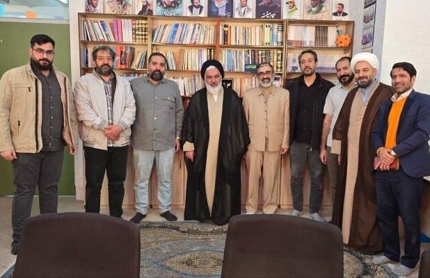 تقدیر از حجت‌الاسلام تراشیون به مناسبت هفته پژوهش