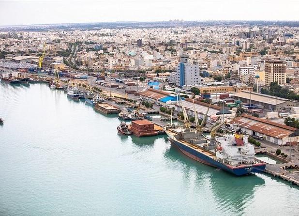 تنظیم بازار کالاهای اساسی بوشهر از سه مسیر وارداتی  