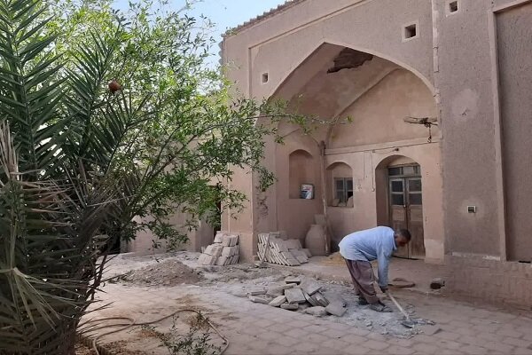 عملیات مرمت خانه تاریخی «افضل بیک رفیعی» در بافت تاریخی خوسف آغاز شد