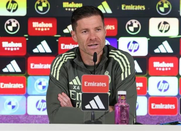 آلونسو: تمایلی به دادن جواب یامال ندارم/ از سبک بازی تیمم خوشم می‌آید