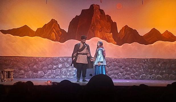 نمایش «قاچاق نبی»، روایتی از قهرمانان آذربایجانی