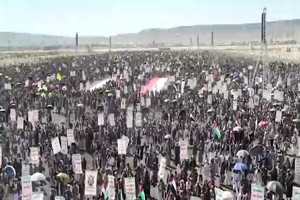 راهپیمایی گسترده یمنی ها در حمایت از فلسطین و آمادگی برای نبرد+فیلم