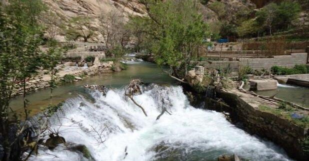 انبوه مزارع پرورش ماهی در منطقه ریژاو از توابع شهرستان دالاهو