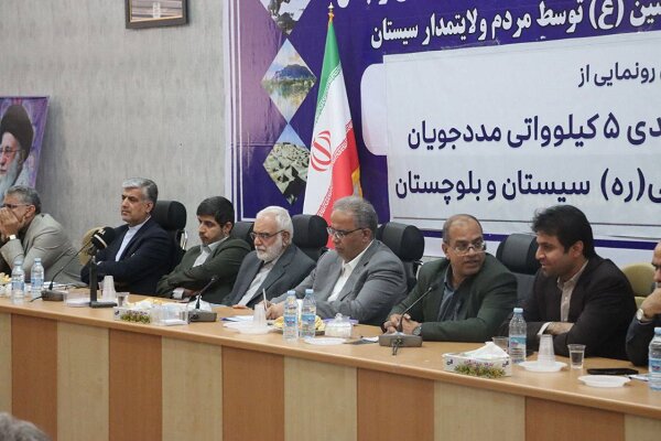 بهره برداری از ۲۰۸۸ نیروگاه خورشیدی ویژه مددجویان سیستان آغاز شد