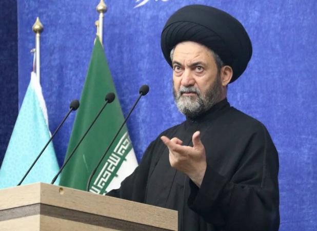 امام جمعه اردبیل: صدام در جنگ ۸ ساله ایران نیروی نیابتی آمریکا بود