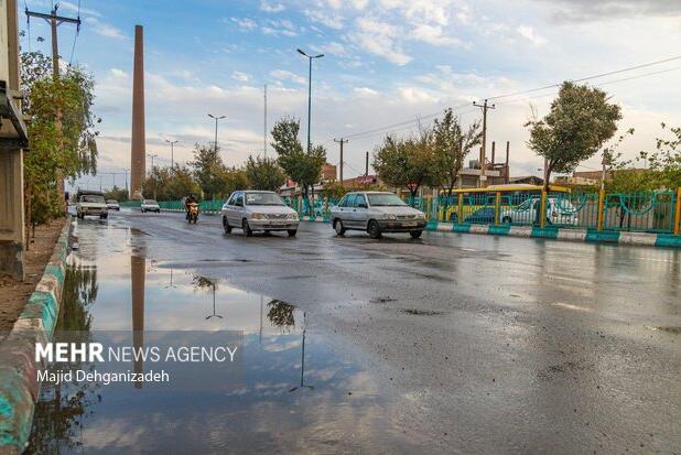 کاهش ۶۰ درصدی میزان بارش باران در یزد نسبت به سال ۱۴۰۳