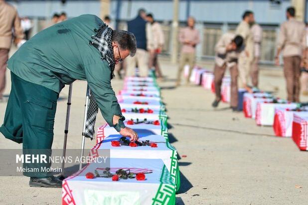 ۹۸ شهید دفاع مقدس از مرز شلمچه به آغوش کشور برگشتند