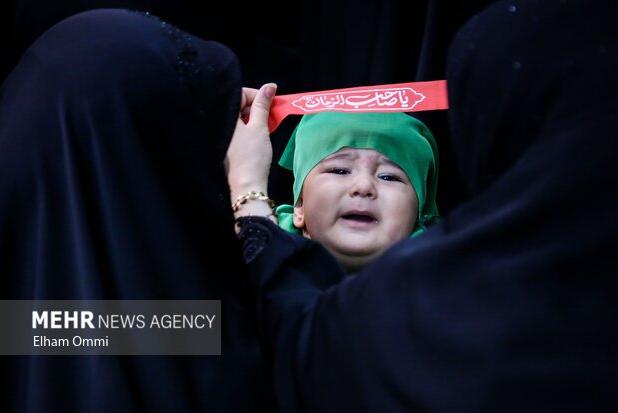 مراسم شیرخوارگان حسینی در شهرکرد برگزار شد