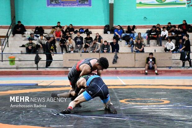 یونسی: سالن کشتی ۵۰۰۰ نفری جویبار تا هفته دولت بهره‌برداری می‌شود