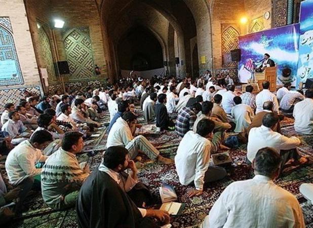 نقش مسجد در توسعه فرهنگی و معنوی جوانان