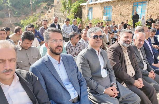حمایت از صنایع دستی روستاها را به کانون توسعه تبدیل می‌کند