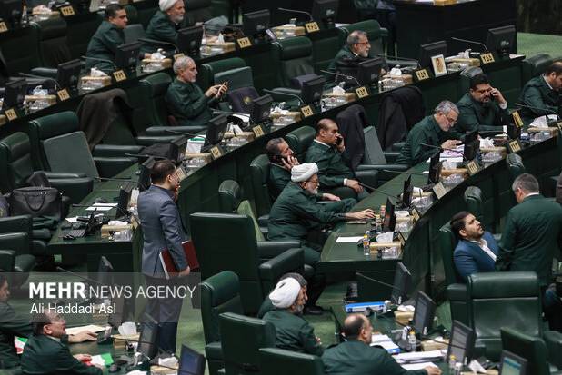 بررسی ایرادات واگذاری ایران‌خودرو به کروز در نشست امروز مجلس