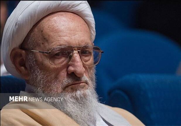 پیکر مطهر علامه حسن زاده آملی در روز اربعین تشییع می‌شود