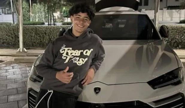 لامبورگینی ۲۶۵ هزار یورویی، هدیه لاکچری رونالدو به پسر ۱۵ساله‌اش