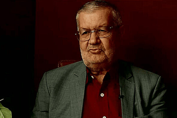 مراسم تجلیل از «محمود مولایی» استاد پیشکسوت در جنوب تهران برگزار شد