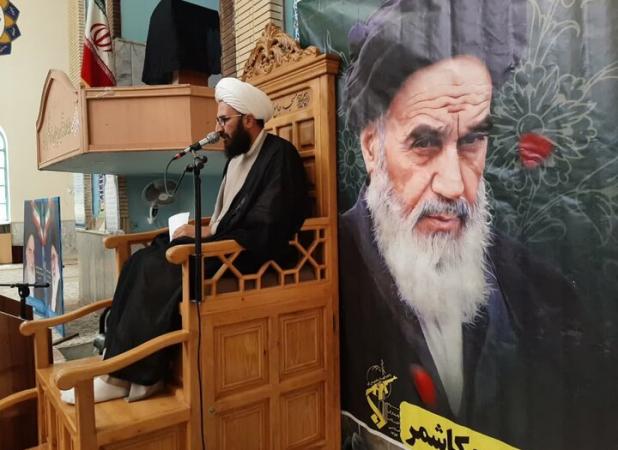 حرکت امام راحل جهان اسلام را بیدار کرد