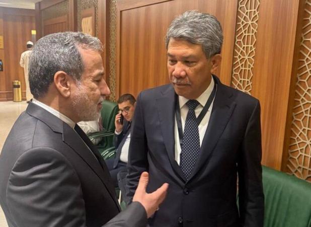 عراقچی با وزیر خارجه مالزی دیدار کرد
