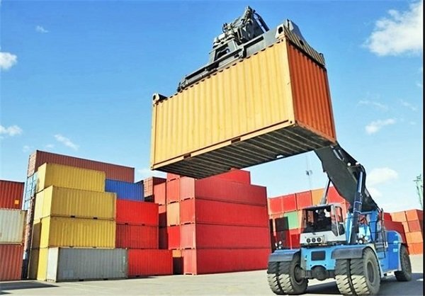 بیش از ۳۴ میلیون دلار کالای غیرنفتی از شهرستان محلات صادر شد