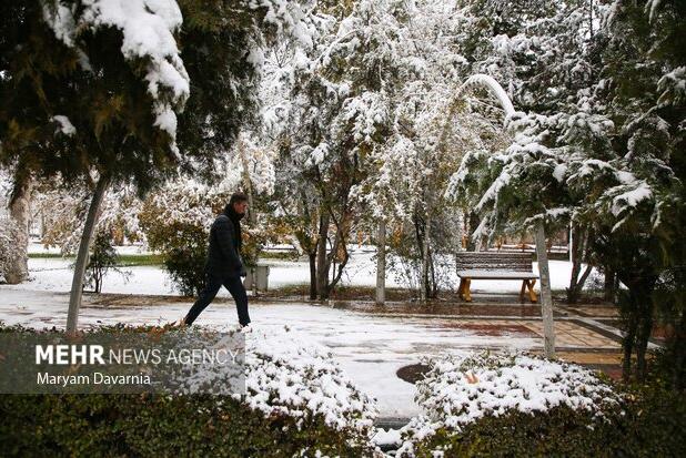 بارش برف در روستای رختیان
