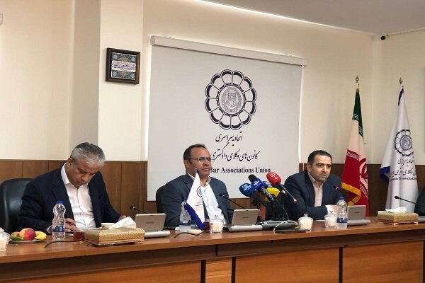 زمان انتشار دفترچه آزمون وکالت؛ ماجرای شناسایی ۴۰۰ وکیل متخلف