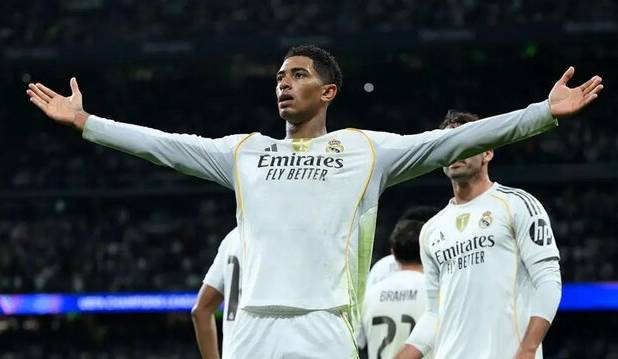 چلسی با ۱۵۰ میلیون یورو به دنبال جذب ستاره رئال