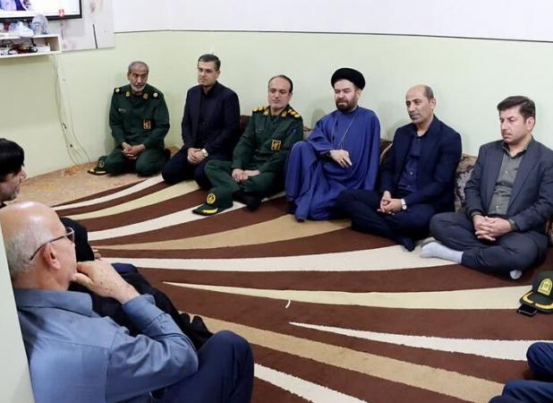 لزوم رسیدگی به مشکلات درمانی والدین شهدا در دشتی