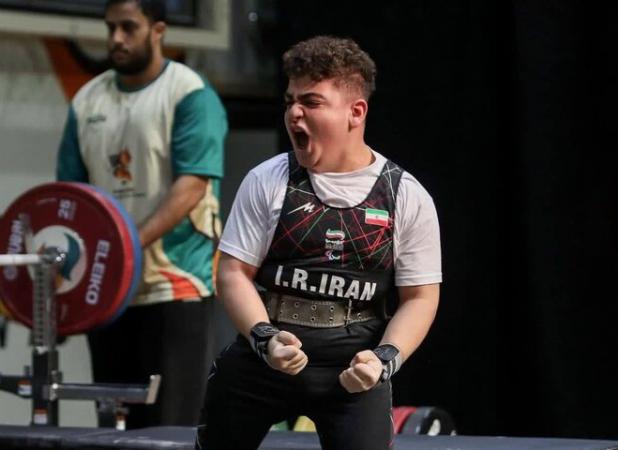 جوان کردکویی رکورد نوجوانان جهان را شکست