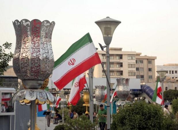ادای احترام تهرانیها به شهدای حملات رژیم صهیونیستی