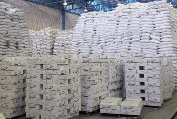 کشف ۱۰ تُن شکر خارج از شبکه توزیع درنجف آباد