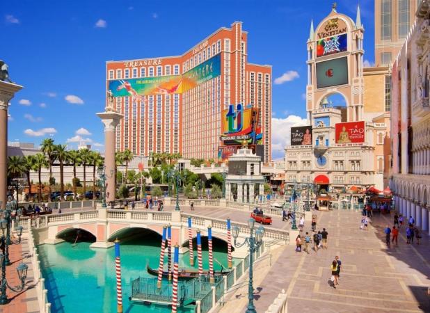 رکود بی‌سابقه گردشگری در قطب توریسم آمریکا | کاهش 8 درصدی جذب گردشگر در لاس‌وگاس