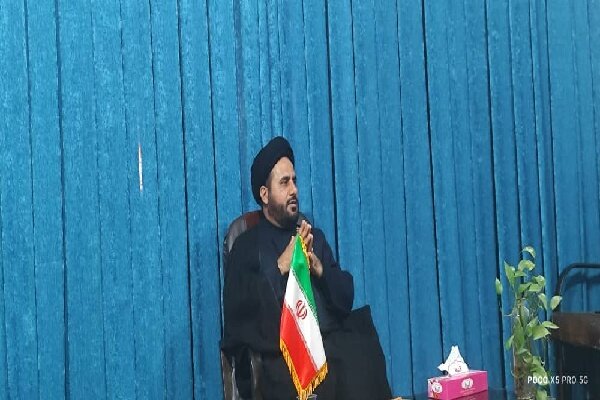 مدیران حق دیوار کشی بین خود و خبرنگاران را ندارند