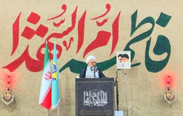 امام جمعه بندرعباس: بسیج نماد روحیه جهادی و خدمت در همه عرصه‌های جامعه است