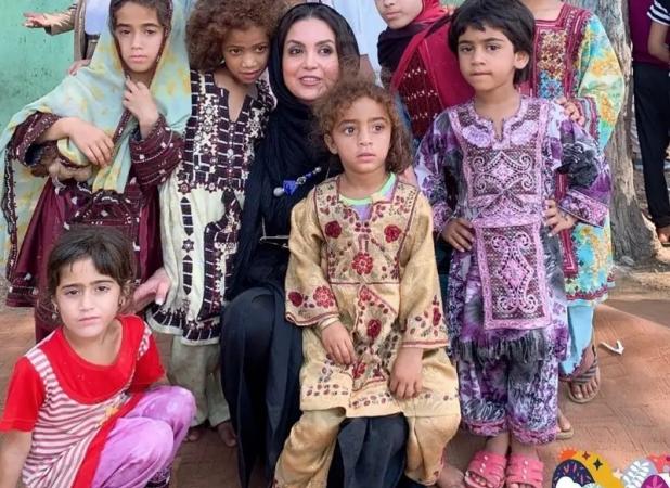 «آیناز» سریال آنام در ۳۹ سالگی در میان کودکان سیستان و بلوچستان