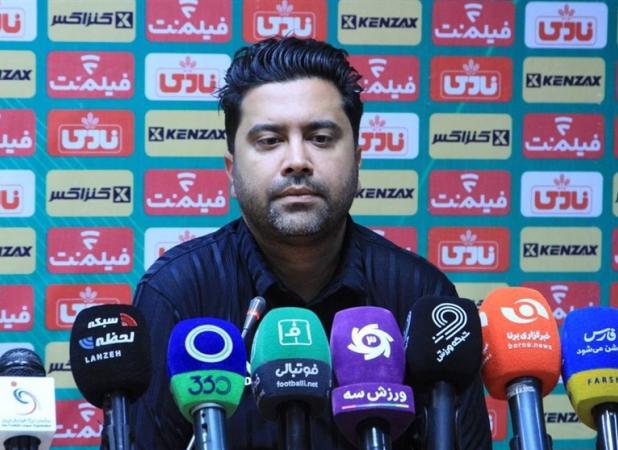 اخباری: فردا مقابل گل‌محمدی درس پس می‌دهم