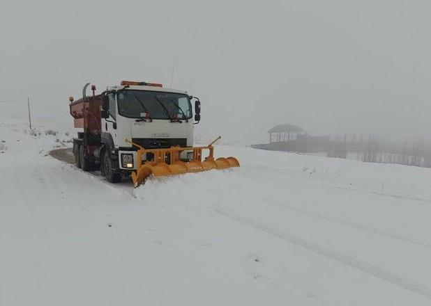 محورهای مسدود آذربایجان‌غربی بازگشایی شد