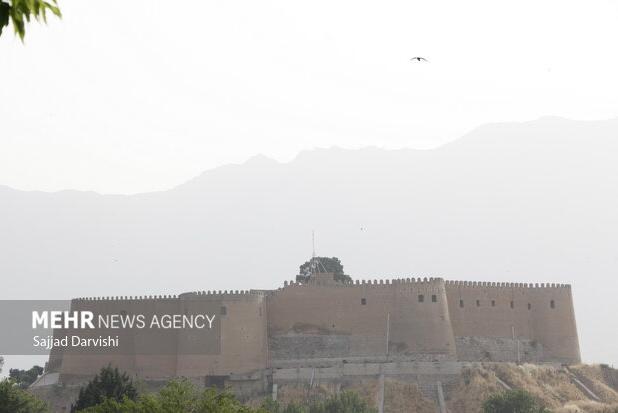 نفوذ پدیده گردوغبار به آسمان لرستان