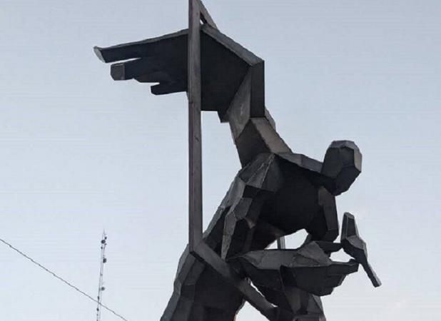 المان نگهبان مهربانی در سعادت‌آباد تهران جانمایی شد